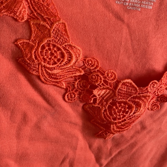 Carroll reed classics sleeveless top. Lg. - Picture 2 of 3